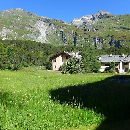 Apartment Casa La Planuera By Interhome Maloja